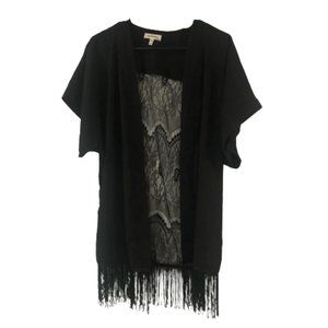 Monteau Lace Kimono